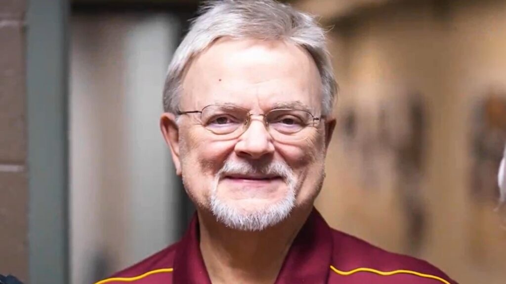 Longtime Gophers Hockey Announcer Frank Mazzocco Retires Kstp