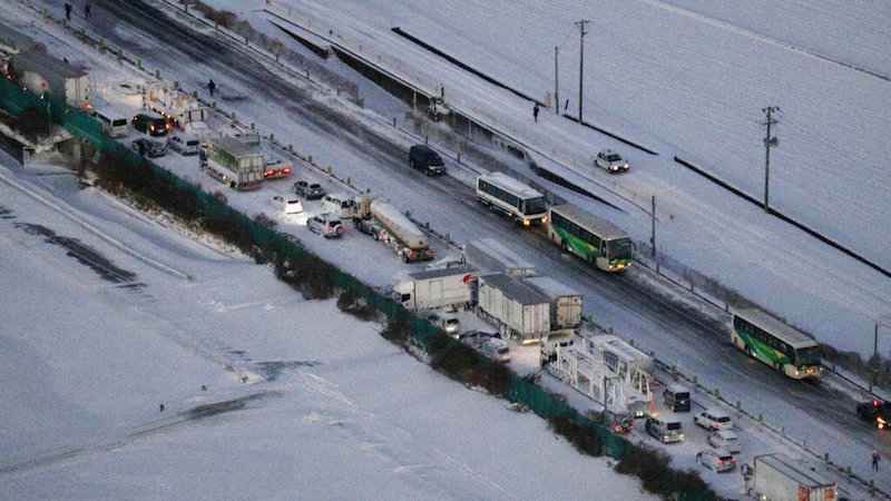 Massive Car Pileup On Japan Highway Kills One Injures Kstp Com Eyewitness News