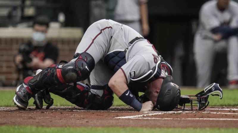 Catcher Mitch Garver has surgery after exiting game in loss to