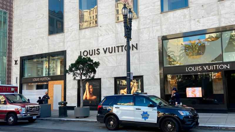 About 80 thieves ransack department store near San Francisco -  5  Eyewitness News