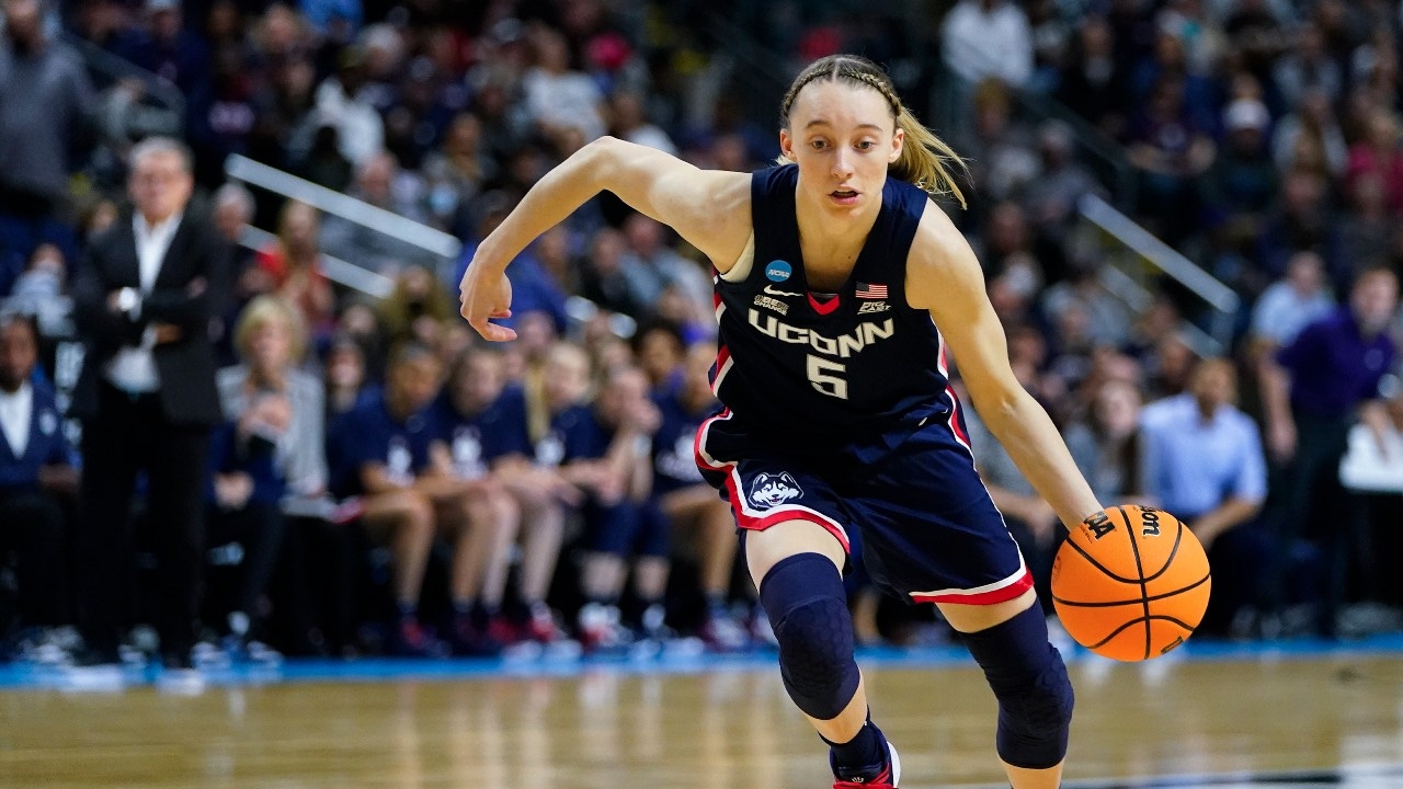 UConn Paige Bueckers has torn ACL, will miss upcoming season