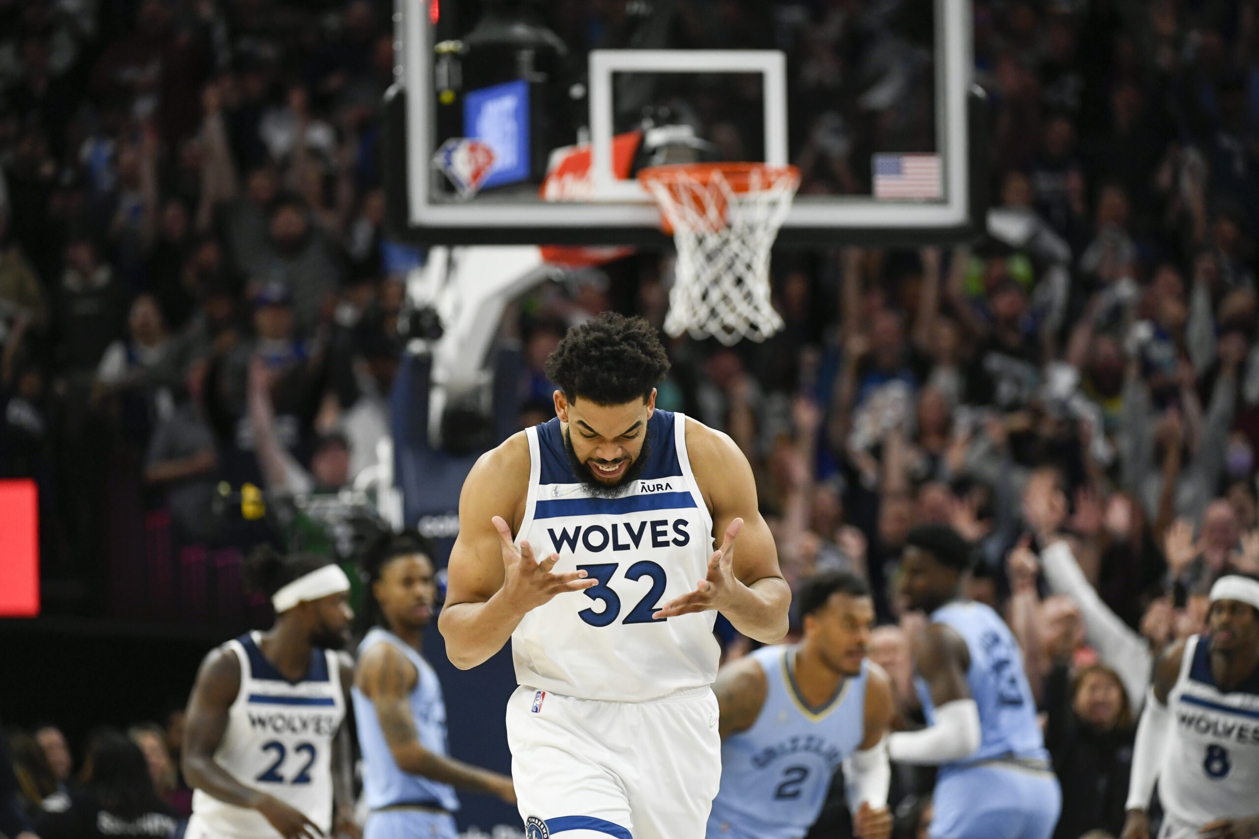 Edwards, Towns lead Timberwolves past Pistons, 128-117