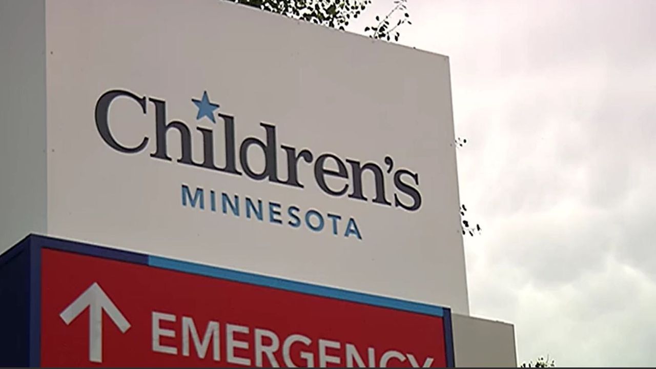 Children s Minnesota Employee Robbed At Gunpoint Outside Of Hospital 