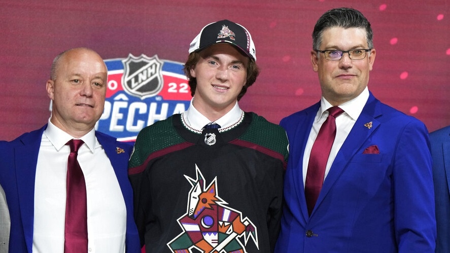 Ten Minnesota-natives, four other Minnesota college players selected in 2022  NHL Draft -  5 Eyewitness News