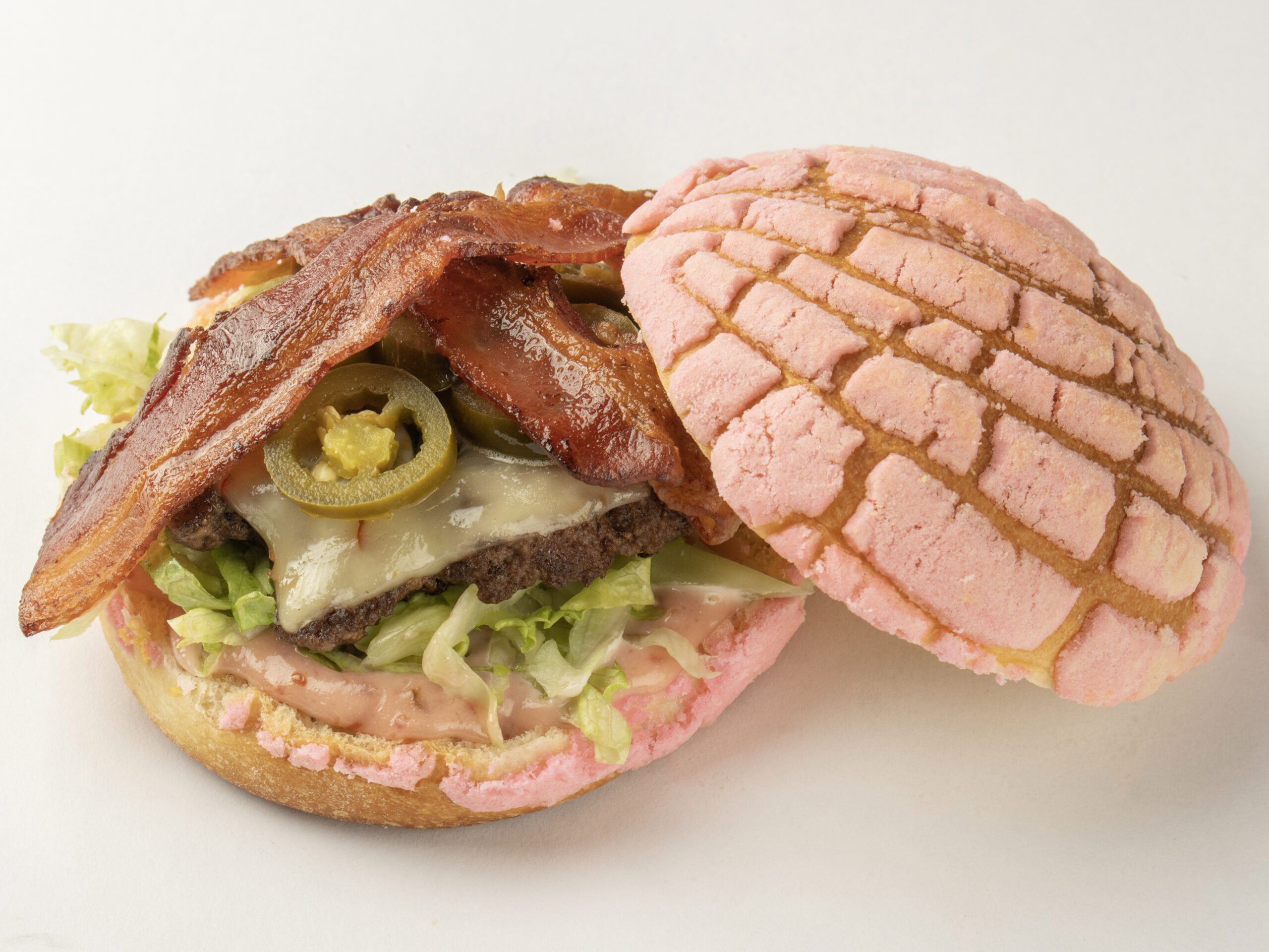 concha-bacon-burger