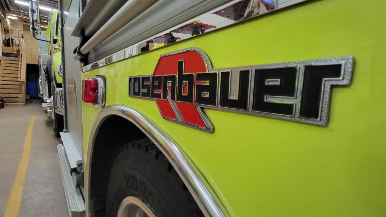 Entonces Minnesota: camión de bomberos Rosenbauer – KSTP.com 5 Eyewitness News
