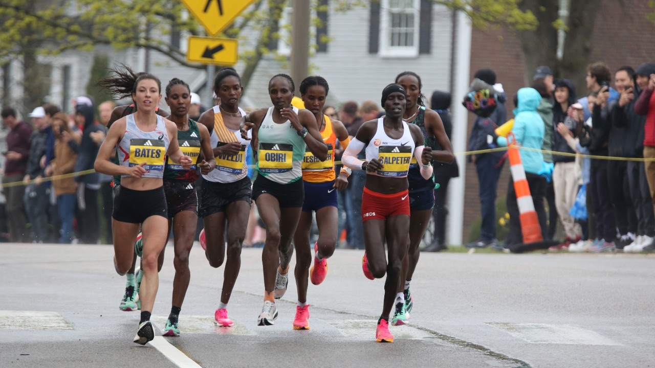 Elk River’s Emma Bates finishes 5th at Boston Marathon, qualifies for
