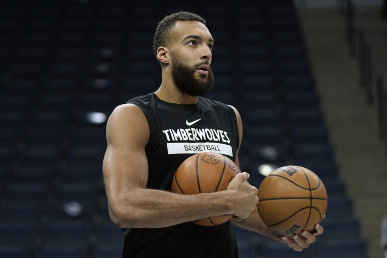 Wolves Gobert Fined 100000 For Actions Toward Nba Official 5 Eyewitness News