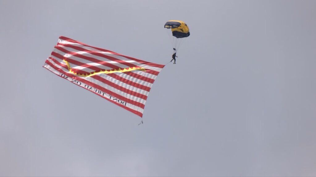 Member of U.S. Navy Leap Frogs airlifted to hospital after Duluth