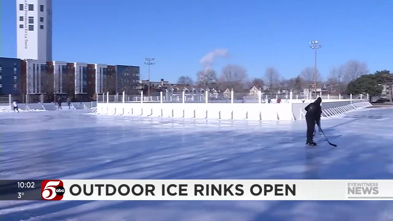 Best Ice Skating Rinks around MN