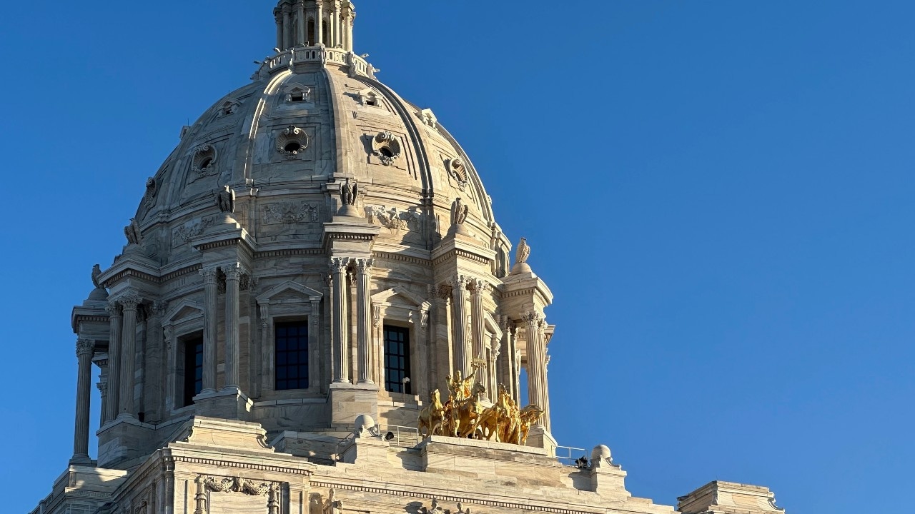 Minnesota legislature adjourns with chaos, accomplishments