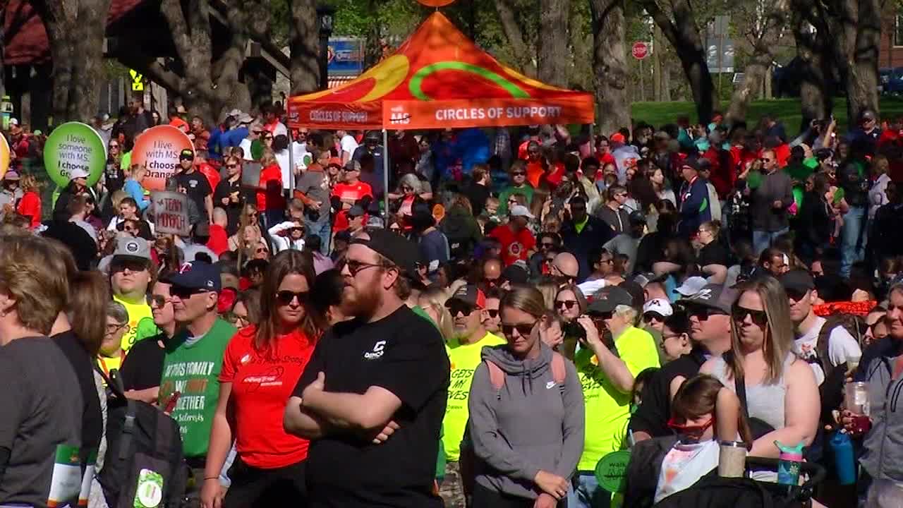 KS95 co-hosts remember longtime radio personality ‘Moon’ at annual Walk MS event