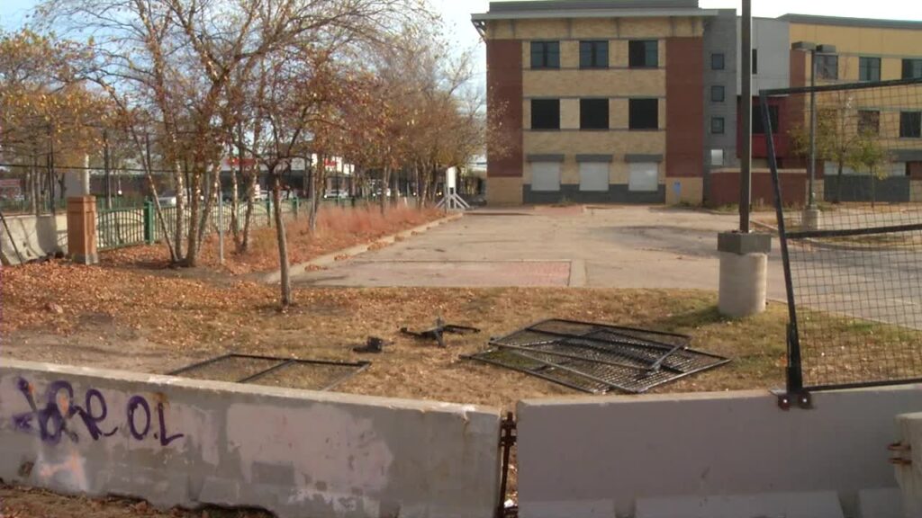 Minneapolis begins removing barrier around blighted former 3rd Police ...