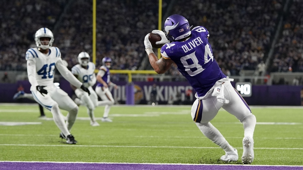 Sports Wrap, Nov. 3: Reaction to Vikings win over Colts, Gophers, Wild, Wolves, Loons, and more