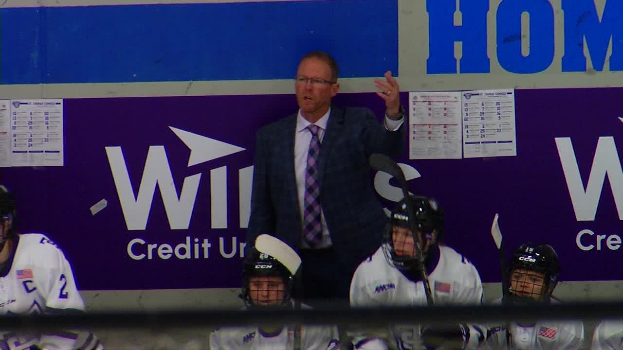 St. Thomas women’s hockey coach resigns following incident over weekend