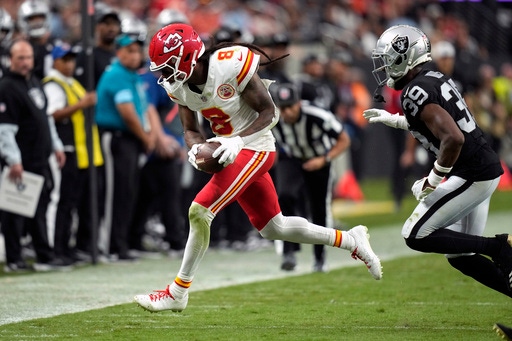 DeAndre Hopkins makes promising debut as Chiefs run win streak to 13 straight by beating the Raiders - KSTP.com 5 Eyewitness News